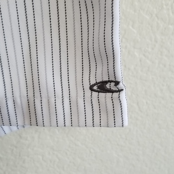 O'Neill Striped Shorts - Picture 3 of 10